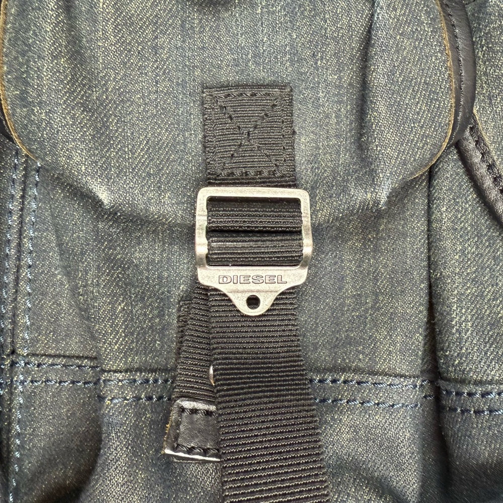 Diesel Waxed Denim De Breaking Backpack Dark Blue/Black Metal Buckles - Picture 9 of 13